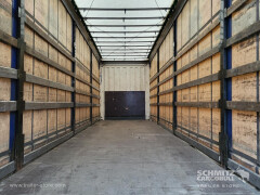 Krone Curtainsider Mega 