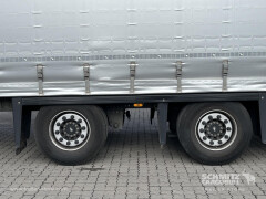 Schmitz Cargobull Curtainsider Mega Getränke 