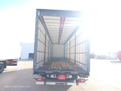 Schmitz Cargobull Curtainsider Mega 