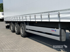 Schmitz Cargobull Curtainsider Standard Getränke 