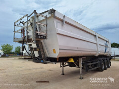 Schmitz Cargobull Tipper Steel half pipe body 48m³ 