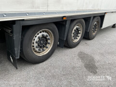 Schmitz Cargobull Reefer Meat hanging system 