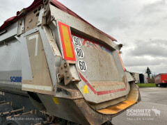 Schmitz Cargobull Semitrailer Tipper Steel half pipe body 