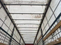 Schmitz Cargobull Semitrailer Curtainsider Standard Hayon 