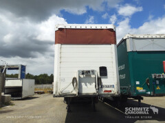 Schmitz Cargobull Semitrailer Curtainsider Standard Hayon 