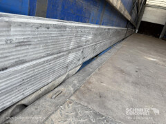 Schmitz Cargobull Curtainsider Mega 