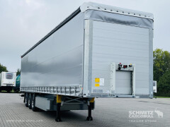 Schmitz Cargobull Curtainsider Standard Getränke 