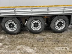 Schmitz Cargobull Curtainsider Standard 