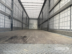Schmitz Cargobull Semitrailer Curtainsider Standard Hayon 
