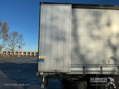 Schmitz Cargobull Curtainsider Standard , Folding wall right 