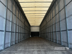 Schmitz Cargobull Curtainsider Standard Getränke 