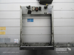 Schmitz Cargobull Curtainsider Standard Getränke 