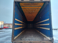 Krone Curtainsider Mega 