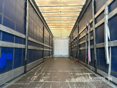 Schmitz Cargobull Curtainsider Mega 