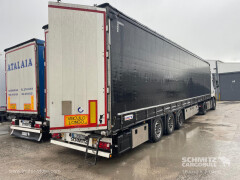 Schmitz Cargobull Curtainsider Varios 