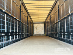 Schmitz Cargobull Curtainsider Standard Getränke 