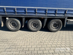 Schmitz Cargobull Curtainsider Mega 