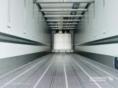 Schmitz Cargobull Tiefkühler Standard Doppelstock Trennwand 
