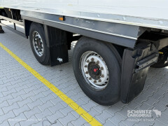 Schmitz Cargobull Oplegger Vries Standard Roller shutter door 