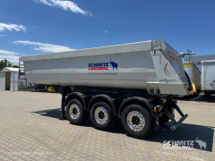 Schmitz Cargobull Tipper Steel half pipe body 25m³ 