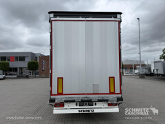 Schmitz Cargobull Curtainsider Mega Getränke 