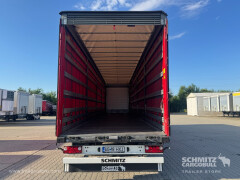 Schmitz Cargobull Curtainsider Mega 