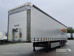Schmitz Cargobull Curtainsider Standard Getränke 