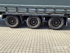 Krone Curtainsider Mega 