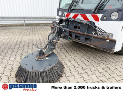 Andere MFH 5500, 4-Rad-Lenkung, 3-Besen, 